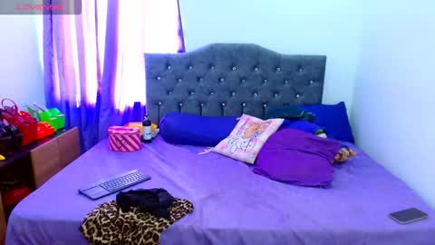 Snapshot of lauren_59 chatting on October 14, 9:26 pm Lauren online show from October 14, 9:26 pm