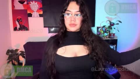 Snapshot of lauren_afrodita chatting on March 20, 9:14 am Im Lauren independent model online show from March 20, 9:14 am