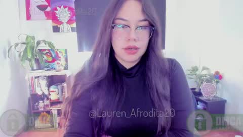 Snapshot of lauren_afrodita chatting on May 9, 9:53 pm Im Lauren independent model online show from May 9, 9:53 pm