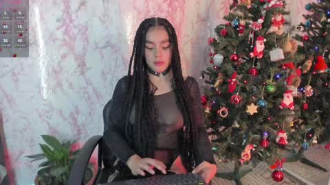 Snapshot of lauren_camila1 chatting on December 27, 2:04 am Lau online show from December 27, 2:04 am