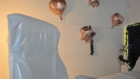 Lauren online show from December 22, 9:56 pm