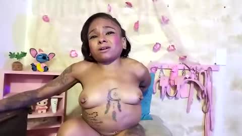 Lauren online show from January 15, 7:48 am