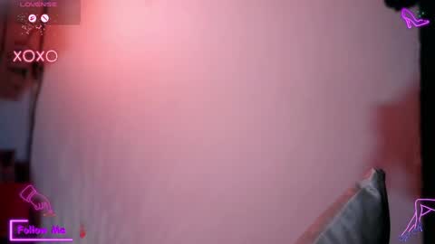 Snapshot of lauren_sweet7 chatting on October 23, 12:43 am Lauren online show from October 23, 12:43 am