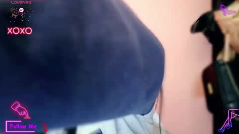 Snapshot of lauren_sweet7 chatting on October 25, 12:45 pm Lauren online show from October 25, 12:45 pm