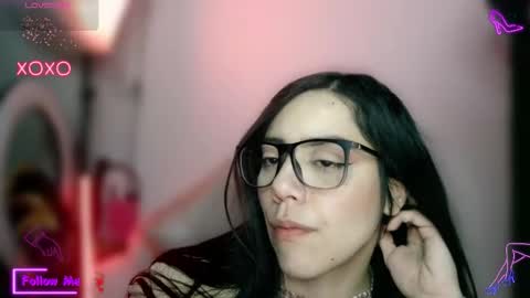 Snapshot of lauren_sweet7 chatting on December 3, 3:36 am Lauren online show from December 3, 3:36 am