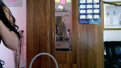 Lauren online show from January 19, 3:05 pm