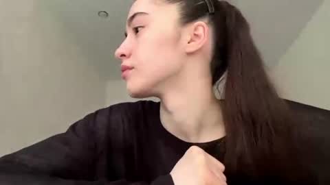 Snapshot of laurenadupuy chatting on July 20, 1:24 pm laurenadupuy online show from July 20, 1:24 pm