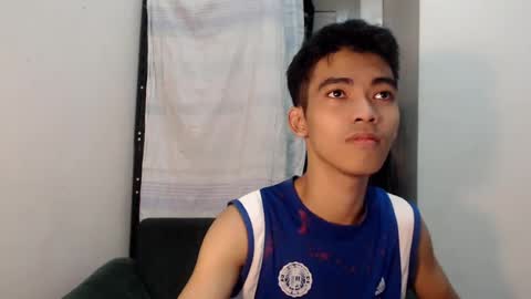 laurence_cuttieguyhere online show from July 12, 7:43 am