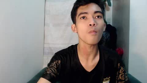 laurence_cuttieguyhere online show from July 17, 10:00 am