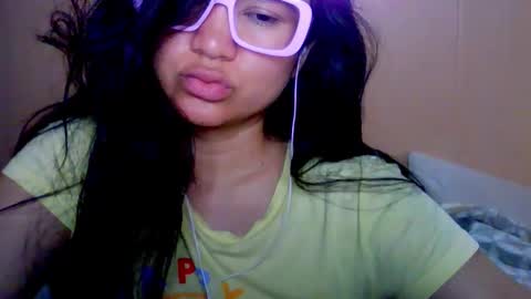 onlyfan laureng7 - 7 laureng2 online show from December 21, 1:29 pm