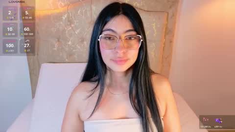 laurenn_smitth online show from March 2, 1:18 pm