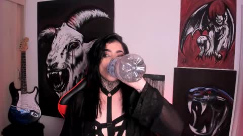  LAUREN INDEPENDENT MODEL HELP ME REACH 100 LIKES PLS  online show from November 14, 11:35 pm