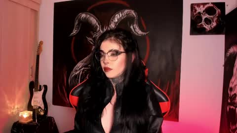  LAUREN INDEPENDENT MODEL HELP ME REACH 100 LIKES PLS  online show from May 26, 2:07 am