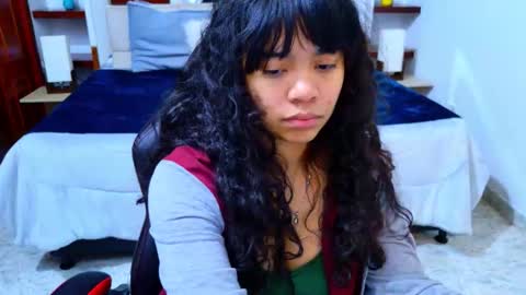 laurent online show from November 22, 3:16 am