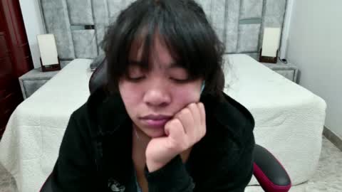 laurent online show from March 27, 3:23 am