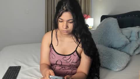 daniela angel     online show from April 17, 10:51 am