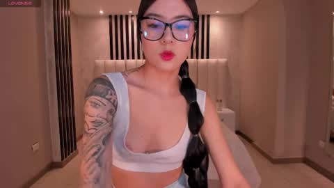 Lau  online show from November 13, 2:54 am