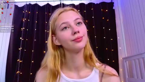 Kate online show from August 3, 9:04 am