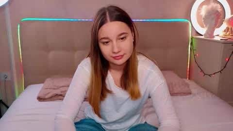 Lola online show from December 22, 12:57 pm