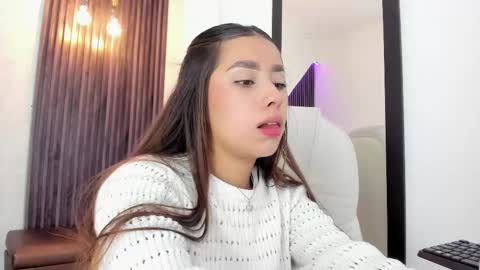 Lau online show from October 3, 4:04 pm