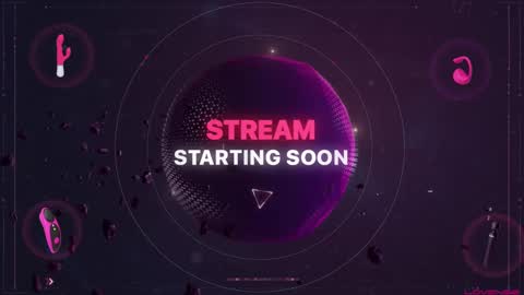 Snapshot of laurynrox chatting on February 27, 11:15 pm Lauryn Roxx online show from February 27, 11:15 pm