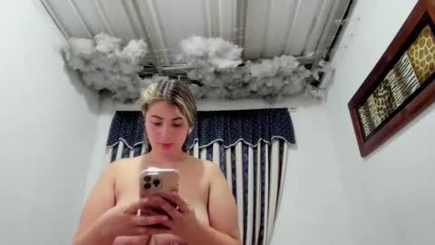 Lauu G online show from March 27, 1:00 pm