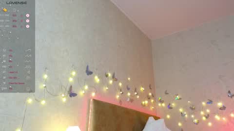 Snapshot of lavenderlav chatting on December 5, 5:28 pm Melissa online show from December 5, 5:28 pm