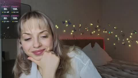 Snapshot of lavenderlav chatting on February 5, 2:05 pm Melissa online show from February 5, 2:05 pm