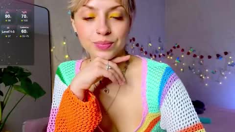 Snapshot of lavenderlav chatting on September 15, 12:05 pm Melissa online show from September 15, 12:05 pm