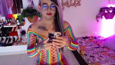 Cristina online show from November 23, 11:37 pm