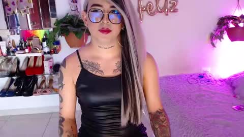 Cristina online show from December 13, 11:43 pm