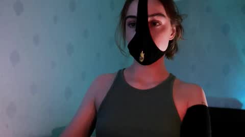 Lavinda online show from September 21, 1:13 pm