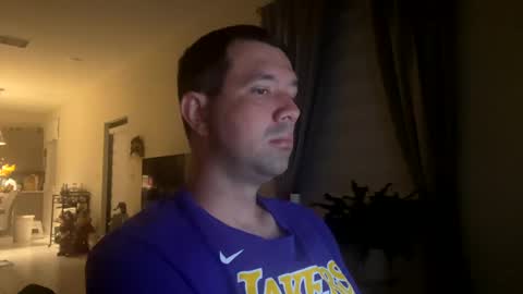 Snapshot of law_cambio chatting on December 20, 10:27 am law_cambio online show from December 20, 10:27 am