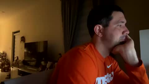 Snapshot of law_cambio chatting on January 2, 9:54 am law_cambio online show from January 2, 9:54 am