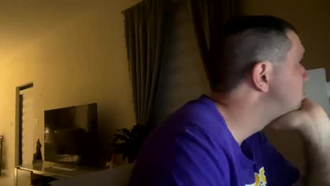 Snapshot of law_cambio chatting on January 14, 9:35 am law_cambio online show from January 14, 9:35 am