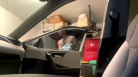 Snapshot of law_cambio chatting on March 1, 8:31 pm law_cambio online show from March 1, 8:31 pm