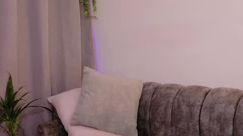 Snapshot of layadoll chatting on July 3, 3:13 am laya online show from July 3, 3:13 am