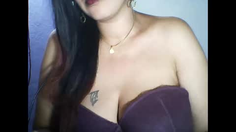Snapshot of layanah12 chatting on April 14, 4:13 pm layanah12 online show from April 14, 4:13 pm