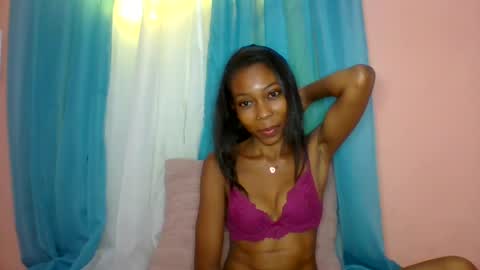 layannek online show from July 10, 7:34 am