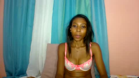 layannek online show from July 15, 6:46 pm