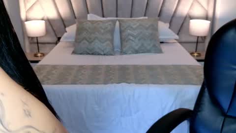 Layla Breezee online show from July 3, 11:27 am
