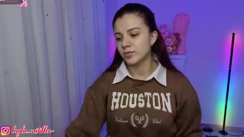Snapshot of layla_castilloo chatting on June 29, 11:27 pm Layla online show from June 29, 11:27 pm