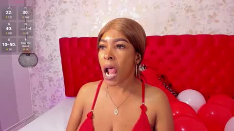 L A Y L A online show from February 14, 12:24 pm