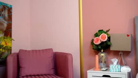 LaylaaDiamond online show from October 30, 4:58 am