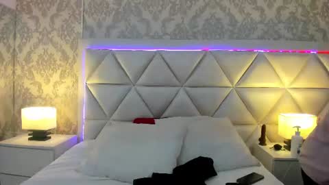 Snapshot of laylaadoll_ chatting on June 15, 2:52 pm Lau online show from June 15, 2:52 pm