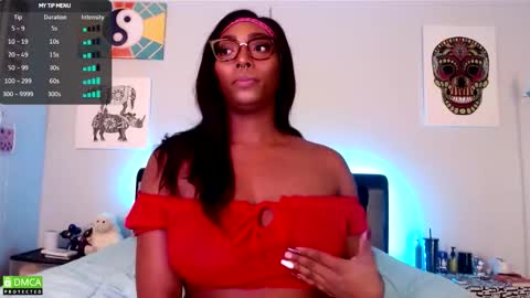 Snapshot of laylaariana69 chatting on March 1, 4:58 am LaylaAriana online show from March 1, 4:58 am