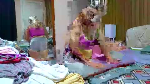 kelly online show from November 26, 10:55 pm