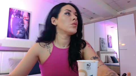 laylacruz online show from December 31, 6:59 am