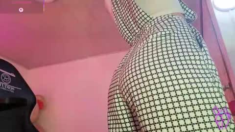 laylafoxy_tay online show from October 18, 4:48 am