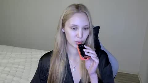 Snapshot of laylapretty001 chatting on November 16, 1:28 pm LaylaPretty001 online show from November 16, 1:28 pm